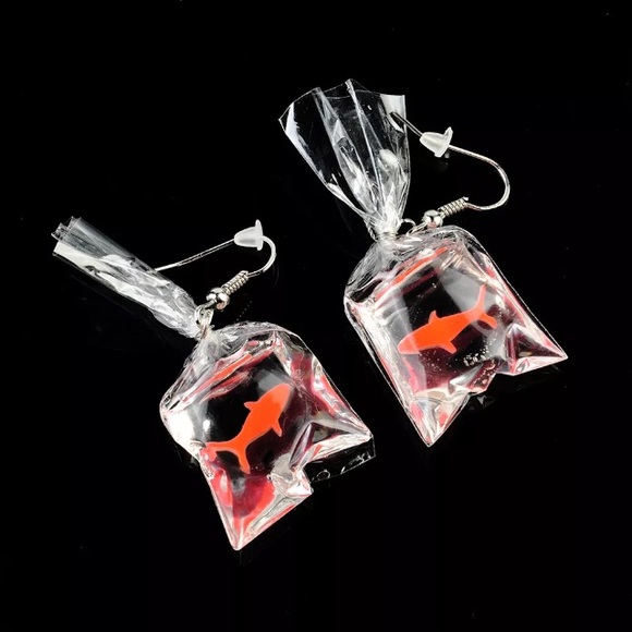 Rare! Kawaii Gold Fish In A Bag Earrings - Picture 5 of 5